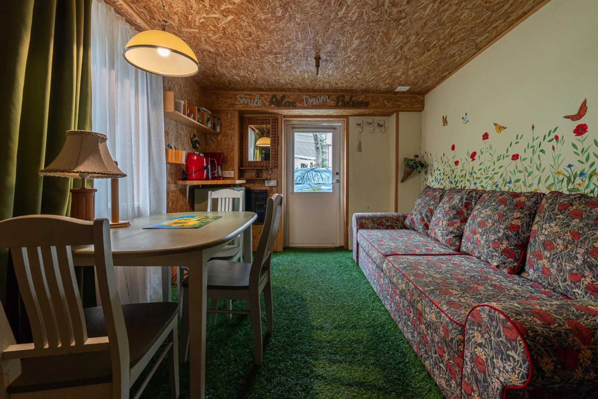 City Center Garden Camping Tallinn Eksteriør billede