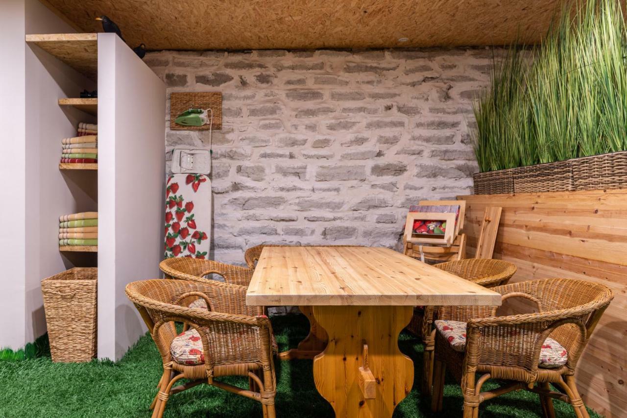 City Center Garden Camping Tallinn Eksteriør billede