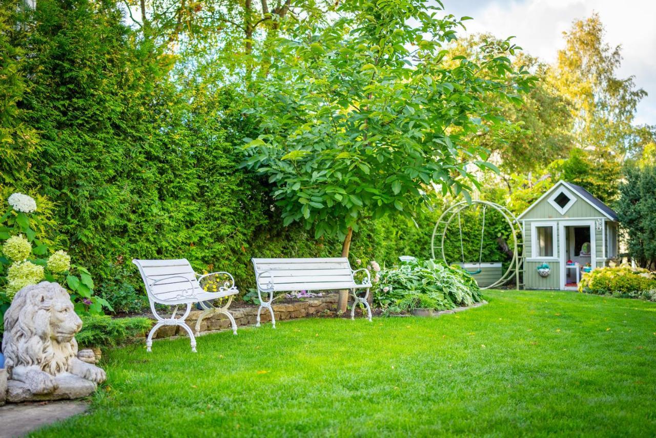 City Center Garden Camping Tallinn Eksteriør billede